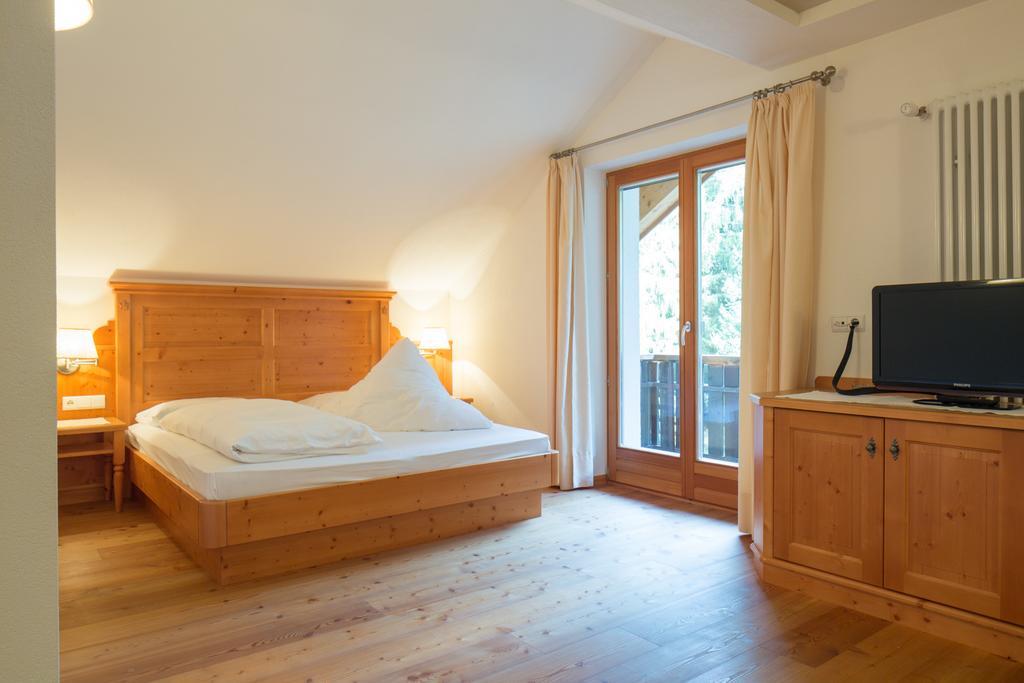 Hotel Frida Am Wald Rasùn di Sotto Exterior foto